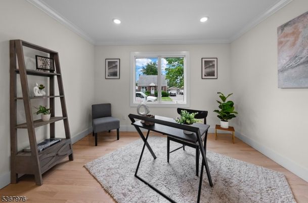 Home Office, Interior, Recessed Lighting, Wood Texture Flooring