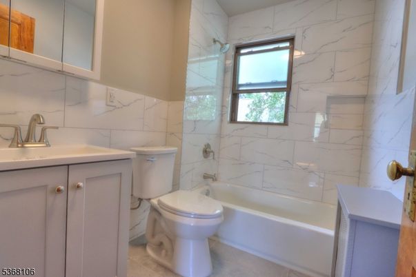 Bathroom, Interior, Marble Walls
