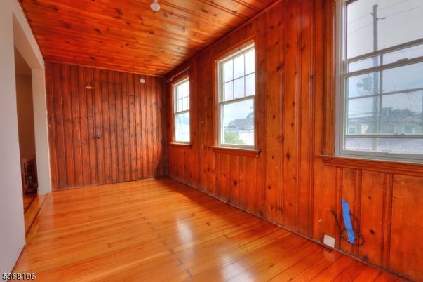 Empty room, Interior, Wooden Ceilings, Wood Texture Flooring, Wooden Walls