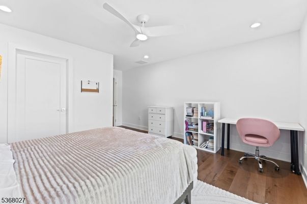 Bedroom, Home Office, Interior, Recessed Lighting, Wood Texture Flooring