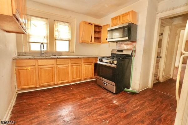 Interior, Kitchen, Wood Texture Flooring
