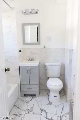 Bathroom, Interior, Marble, Marble Walls
