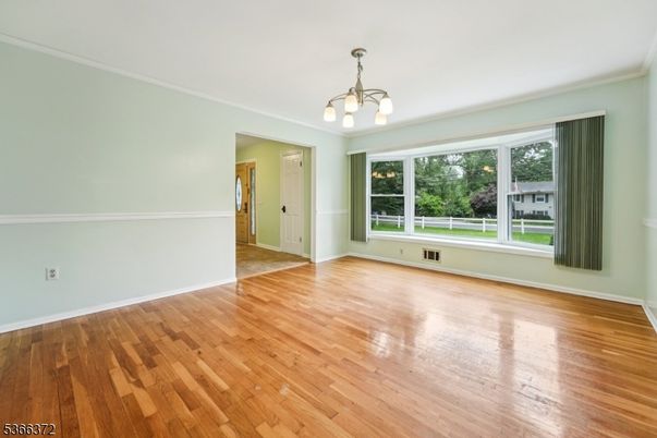 Empty room, Interior, Pendant Lights, Wood Texture Flooring