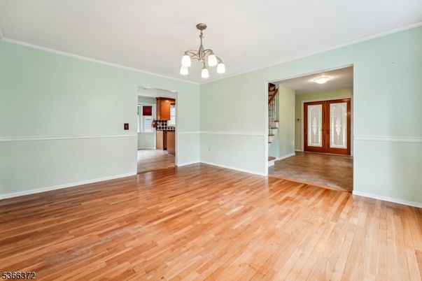 Empty room, Interior, Pendant Lights, Wood Texture Flooring