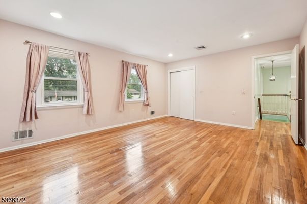 Empty room, Interior, Pendant Lights, Recessed Lighting, Wood Texture Flooring