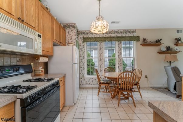 Dining room, Interior, Kitchen, Pendant Lights