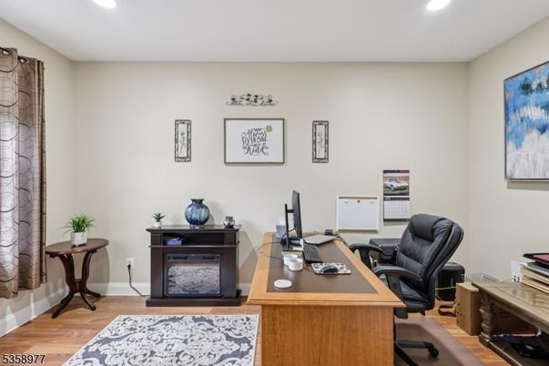Home Office, Interior, Recessed Lighting, Wood Texture Flooring