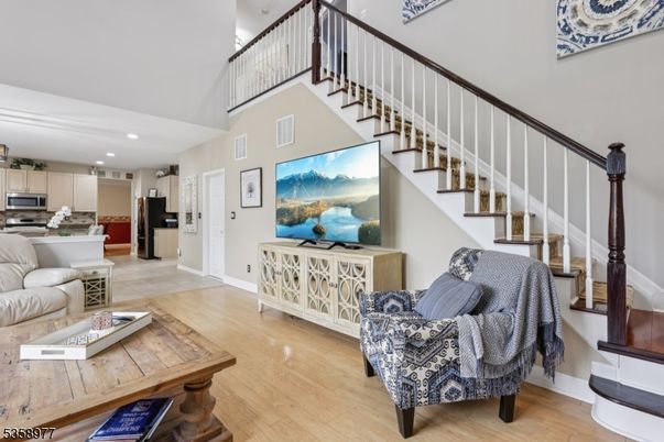 Interior, Kitchen, Living room, Recessed Lighting, Wood Texture Flooring