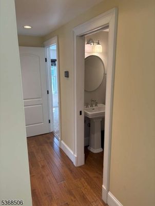 Bathroom, Interior, Recessed Lighting, Wood Texture Flooring