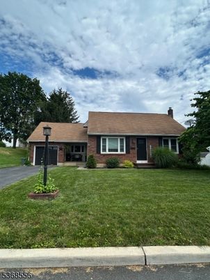 Attached, Exterior, Facade, Brick Facade, Cape Cod