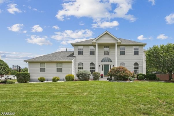 Backyard, Exterior, Facade, Georgian