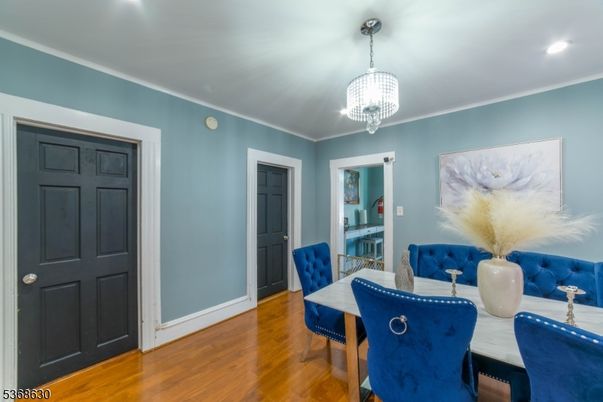 Chandelier, Dining room, Interior, Recessed Lighting, Wood Texture Flooring