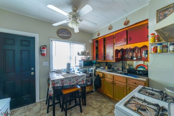 Interior, Kitchen