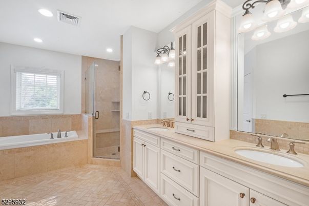 Bathroom, Dual Sink Vanities, Glass Shower, Interior, Recessed Lighting