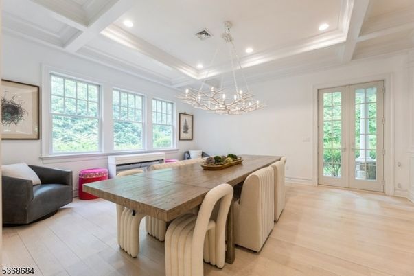 Chandelier, Dining room, Interior, Pendant Lights, Recessed Lighting, Wood Texture Flooring