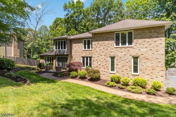 Backyard, Exterior, Facade, Brick Facade, Georgian