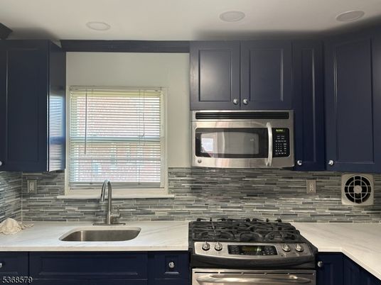 Interior, Kitchen, Stainless Steel Appliances