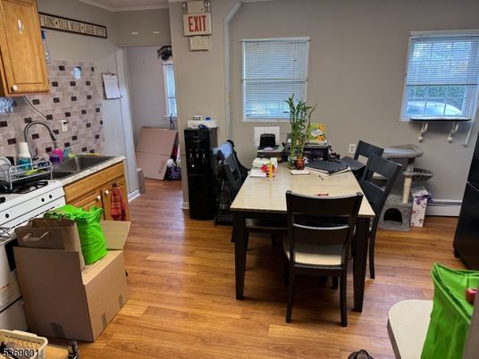 Dining room, Interior, Recessed Lighting, Wood Texture Flooring