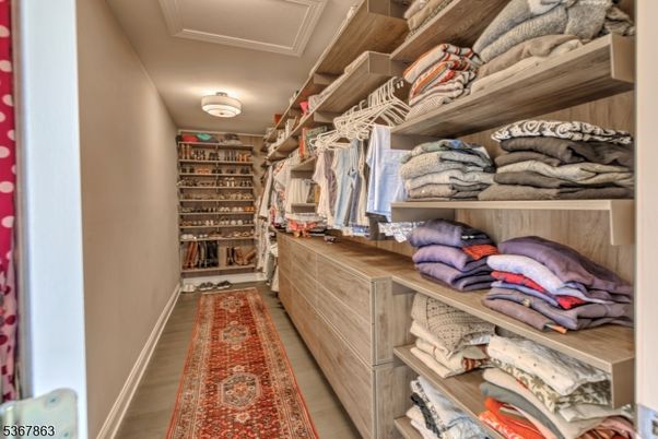 Interior, Walk-in Closets
