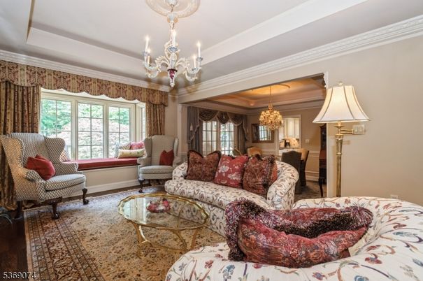 Chandelier, Interior, Living room