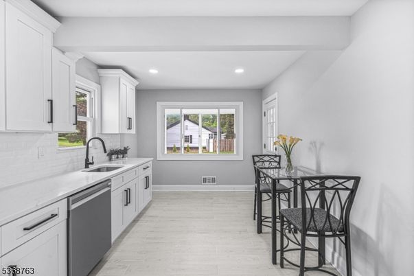 Dining room, Interior, Kitchen, Recessed Lighting, Wood Texture Flooring
