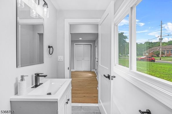 Bathroom, Interior, Recessed Lighting, Wood Texture Flooring