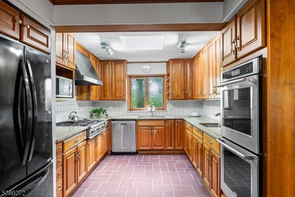 Interior, Kitchen, Stainless Steel Appliances