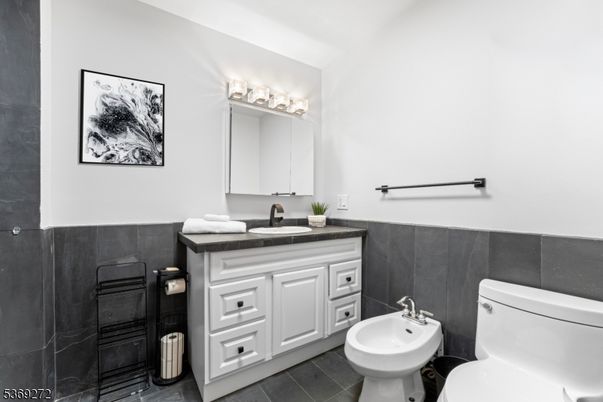 Bathroom, Dual Sink Vanities, Interior, Wood Texture Flooring
