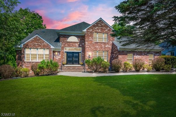 Exterior, Facade, Brick Facade, Brick Traditional