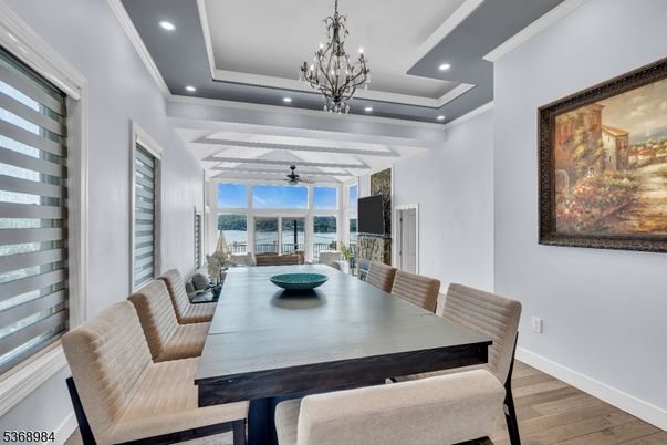 Chandelier, Dining room, Interior, Pendant Lights, Recessed Lighting, Water, Wood Texture Flooring