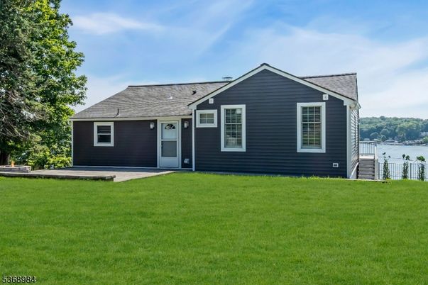 Backyard, Exterior, Water