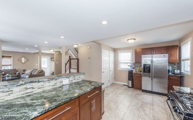 Interior, Kitchen, Living room, Recessed Lighting, Stainless Steel Appliances