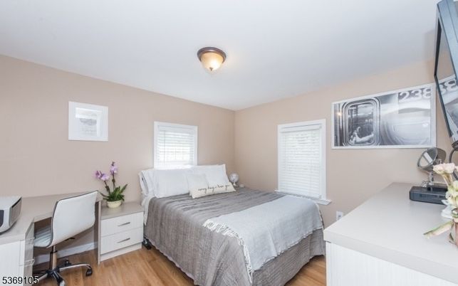 Bedroom, Home Office, Interior, Wood Texture Flooring