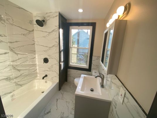 Bathroom, Interior, Marble, Marble Walls, Recessed Lighting