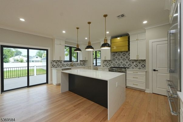 Interior, Kitchen, Pendant Lights, Recessed Lighting, Wood Texture Flooring