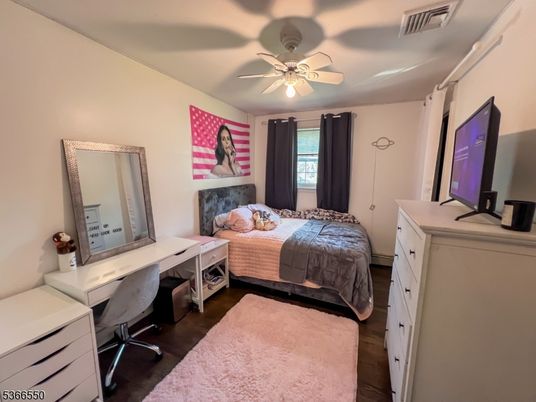 Bedroom, Home Office, Interior, Wood Texture Flooring