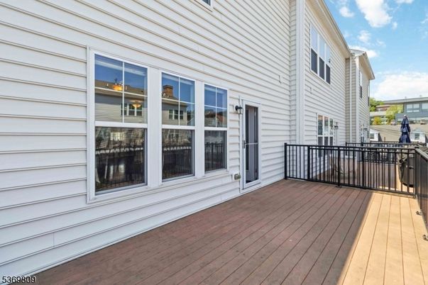 Exterior, Wood Texture Flooring