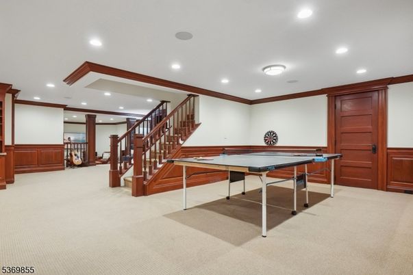 Game Room, Interior, Recessed Lighting