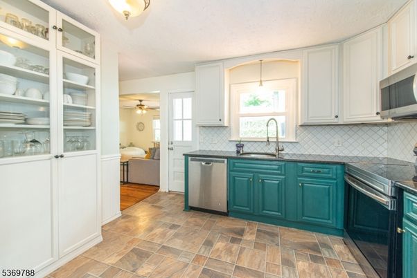 Interior, Kitchen, Pendant Lights, Stainless Steel Appliances, Wood Texture Flooring