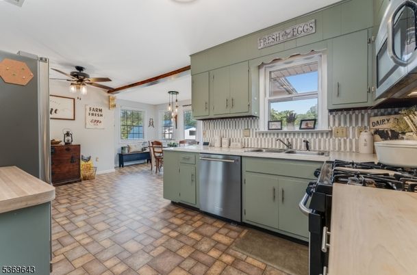 Dining room, Interior, Kitchen, Pendant Lights