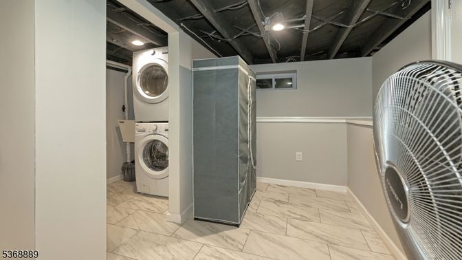 Interior, Marble, Recessed Lighting, Utility Closets, Washer