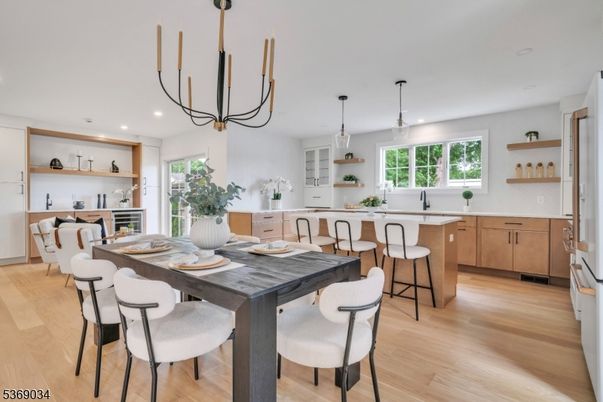 Dining room, Interior, Kitchen, Pendant Lights, Recessed Lighting, Wood Texture Flooring