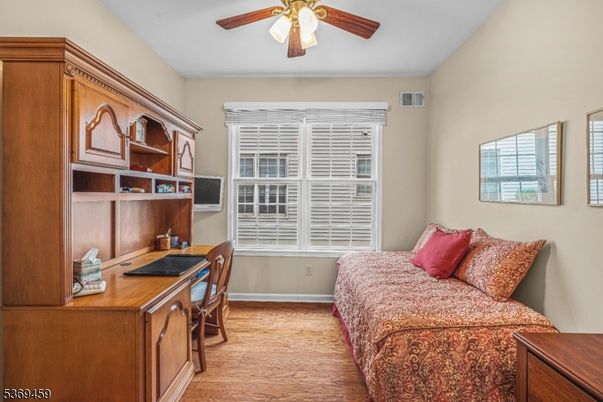 Bedroom, Home Office, Interior, Wood Texture Flooring