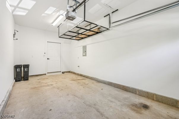 Garage, Interior