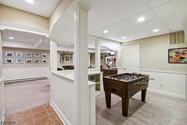 Game Room, Interior, Recessed Lighting