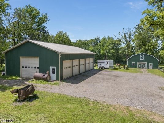 Backyard, Detached Garage, Exterior