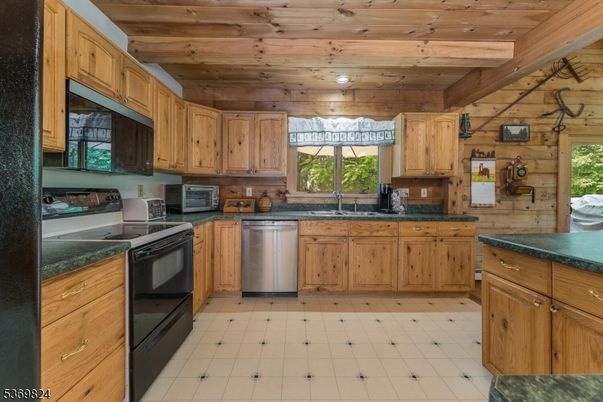 Interior, Kitchen, Wooden Beams, Wooden Ceilings, Wooden Walls