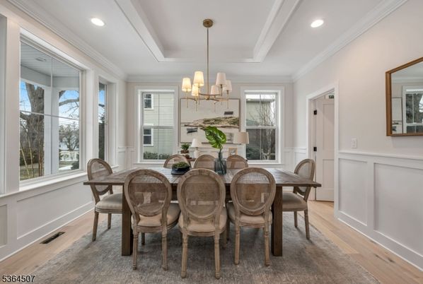 Chandelier, Dining room, Interior, Recessed Lighting, Wood Texture Flooring