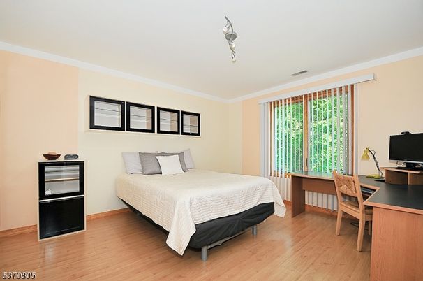 Bedroom, Home Office, Interior, Wood Texture Flooring