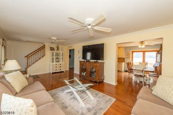 Dining room, Interior, Living room, Wood Texture Flooring